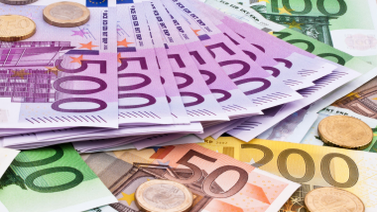 استقرار اليورو في تعاملات 18 ديسمبر يعزز توقعات الأسواق بالبنوك المصرية